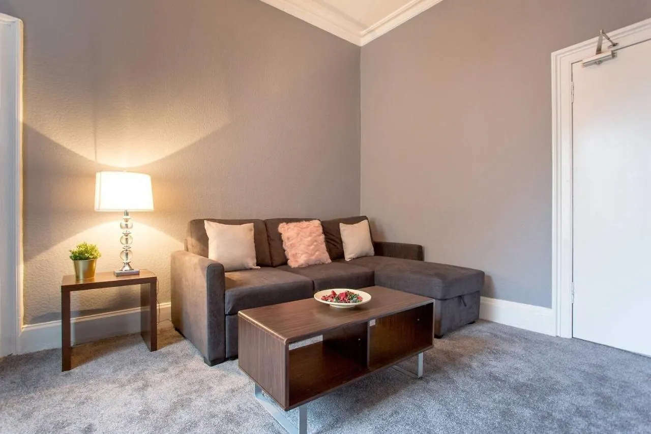 Stunning 2-Bed Apartment In Central 爱丁堡
