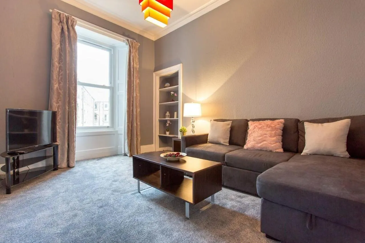 Stunning 2-Bed Apartment In Central Edinburgh United Kingdom