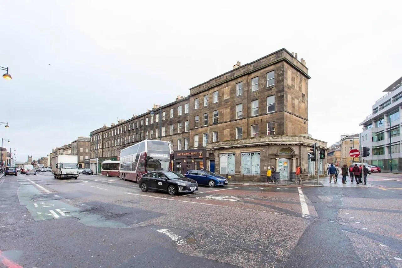 Stunning 2-Bed Apartment In Central Edinburgh 0*,  United Kingdom